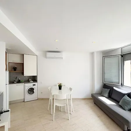 M2 Centric Apartment *